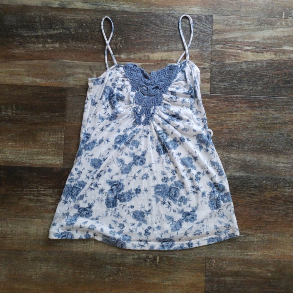 Blue floral tank top